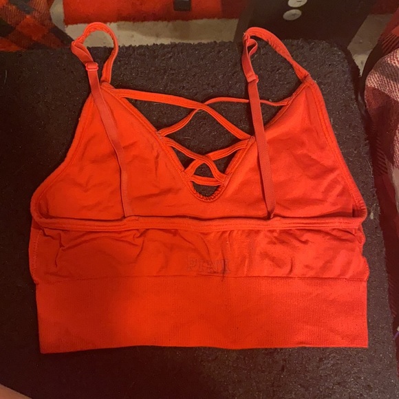Sports bra - Picture 2 of 3